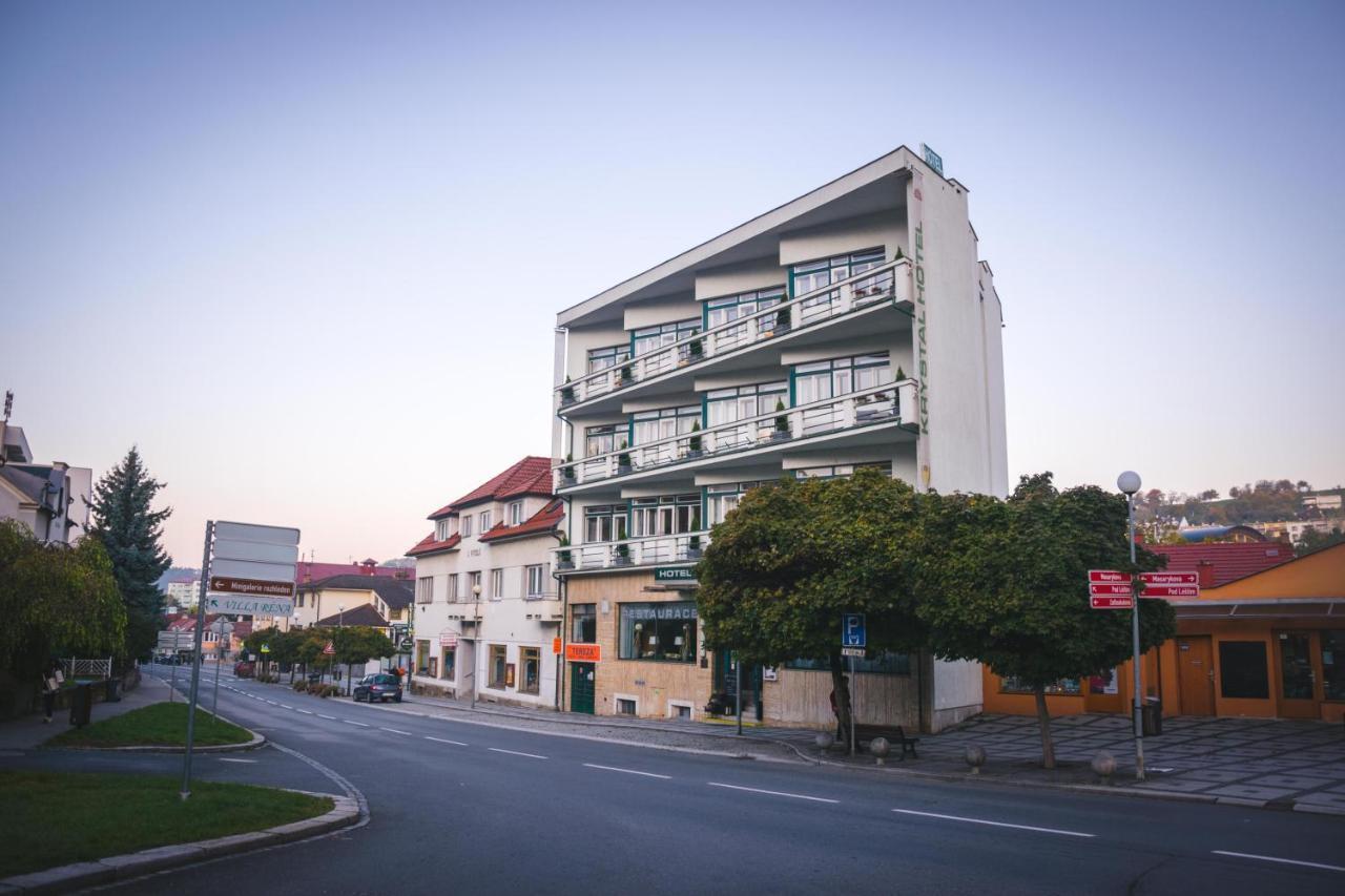 לוהקוביק Hotel Krystal מראה חיצוני תמונה